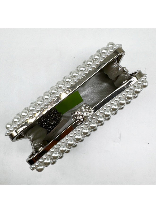 She pearl Silver Clutch - Image 3